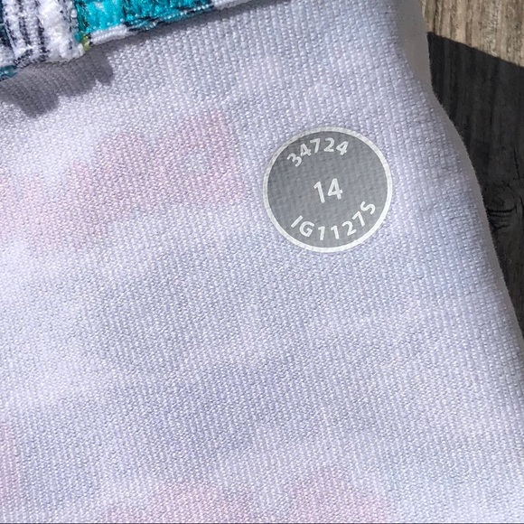 Ivivva Lululemon Girls KeepUrCool Racerback Tank - Picture 3 of 3